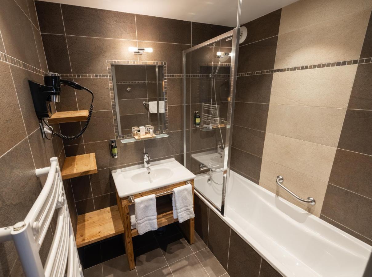 Hotel Et Spa Les Clarines Corrençon-en-Vercors Eksteriør billede